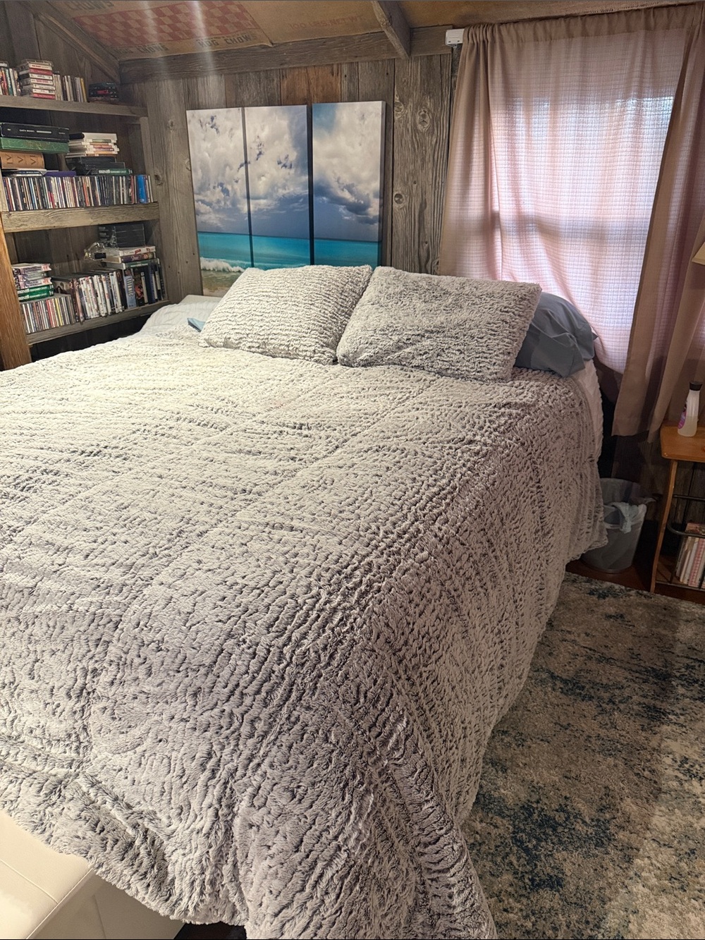 Christian Siriano Plush Textured Comforter Set in Light Gray